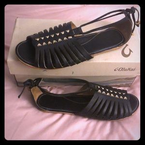Olukai Hikina Sandals size 11M